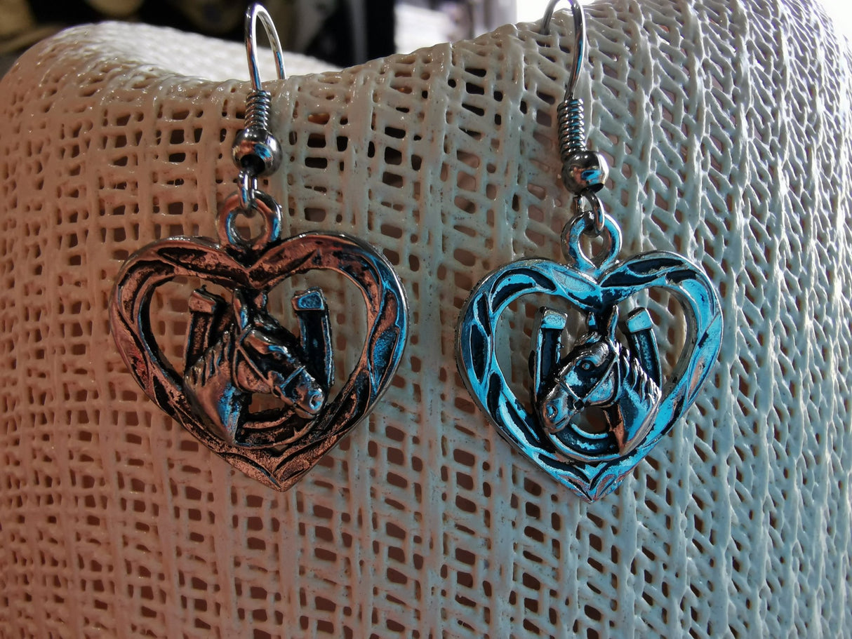 Aretes modelo corazon caballo con herradura - Tiendacharra.com - Bodega Tienda Charra