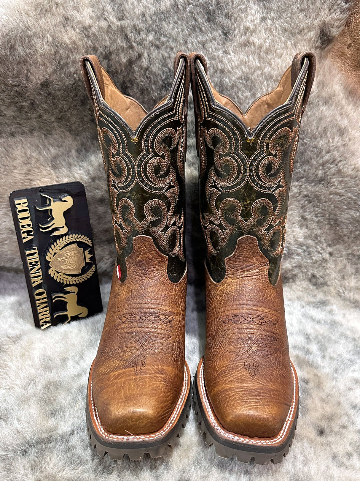 Bota tipo rodeo Río Grande modelo Tucson - Tiendacharra.com - Bodega Tienda Charra