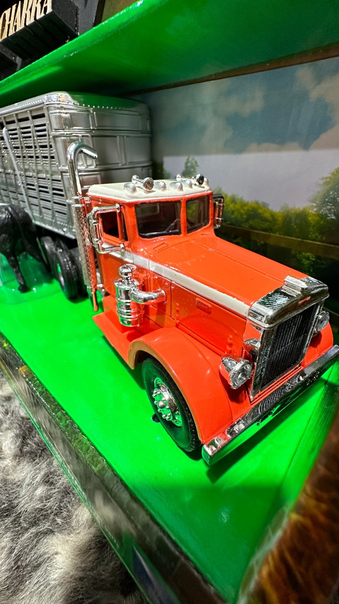 Camión ganadero Peterbilt 380 con toros - Tiendacharra.com - Bodega Tienda Charra