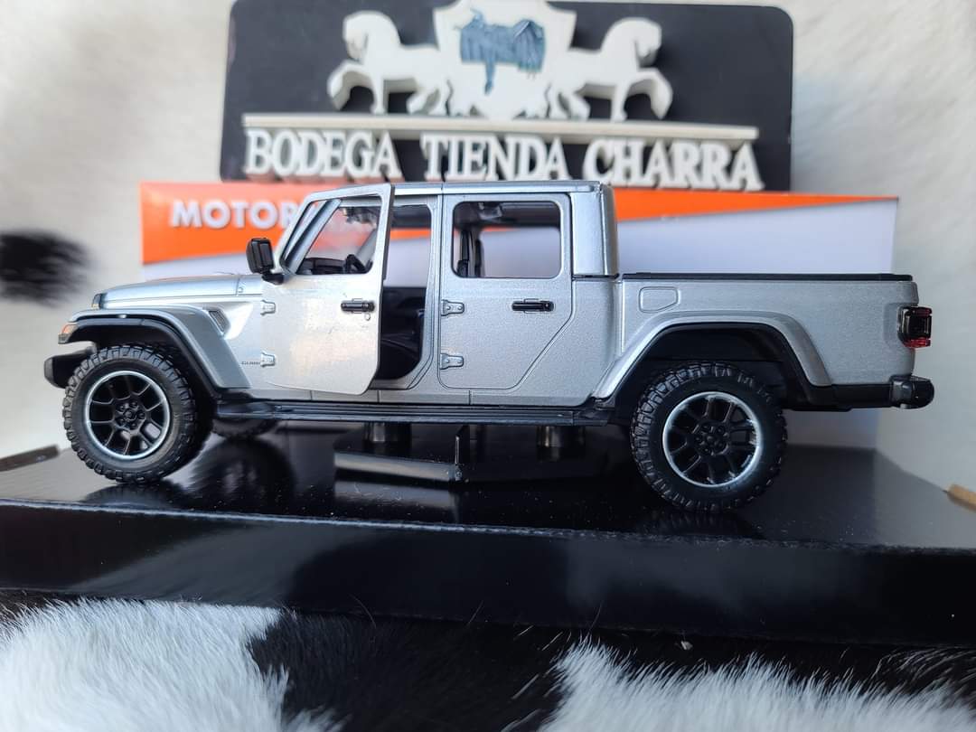 Camioneta jeep Gladiator overland 1:27 2021 - Tiendacharra.com - Bodega Tienda Charra