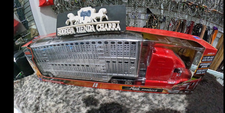 Jaula ganadera Mack escala 1:24 - Tiendacharra.com - Bodega Tienda Charra