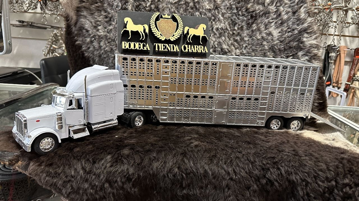 Trailer ganadero Peterbilt escala 1:24 - Tiendacharra.com - Bodega Tienda Charra